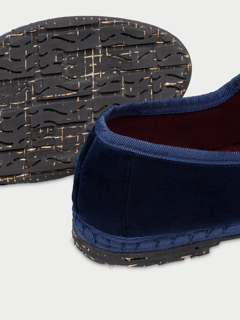 Molly Flats