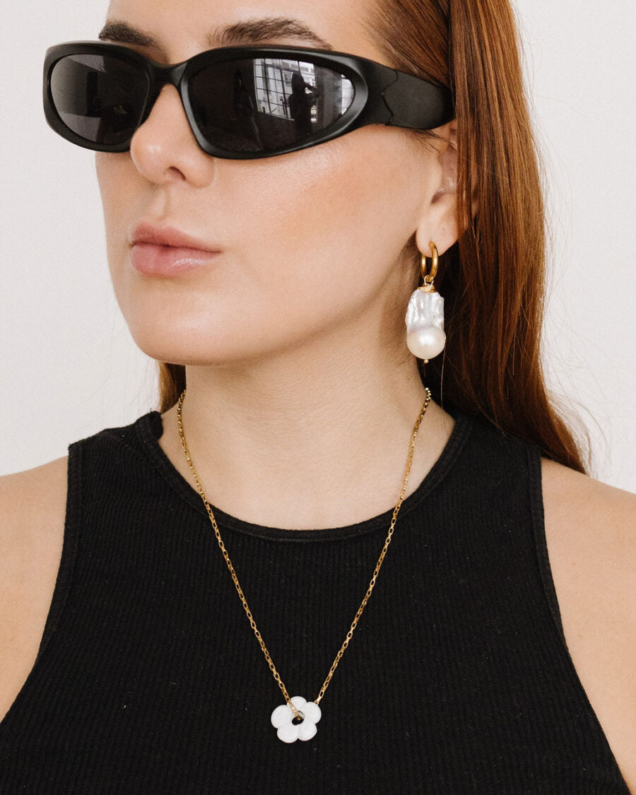 LA. Fleur White Chain