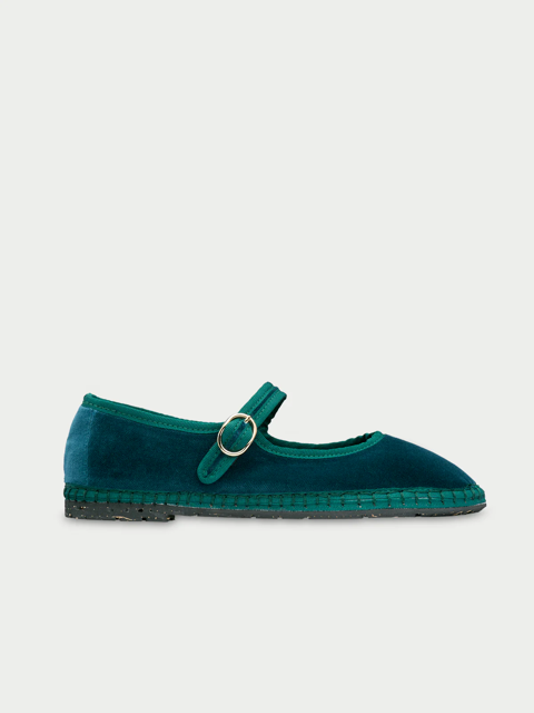 Leonor Flats