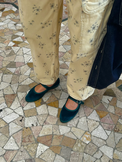 Leonor Flats