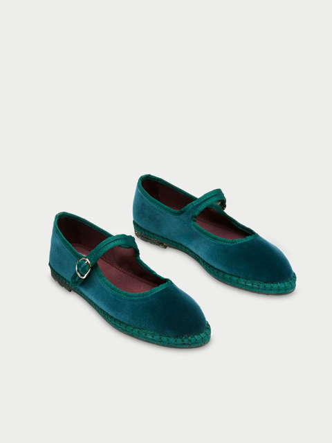 Leonor Flats