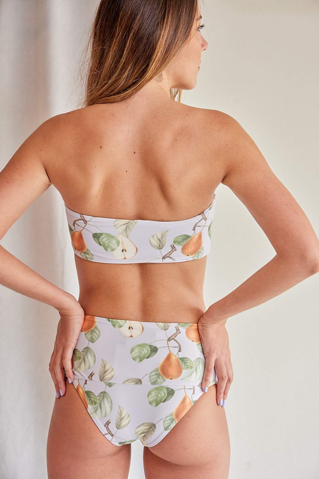 BIKINI STRAPLESS MANZANAS