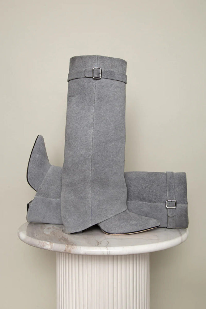 High Bell Boot con Straps