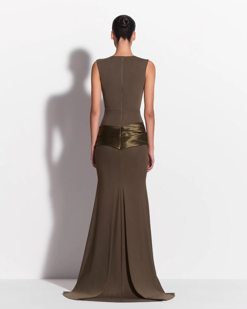 Sleeveless Gown in Stretch Mesh