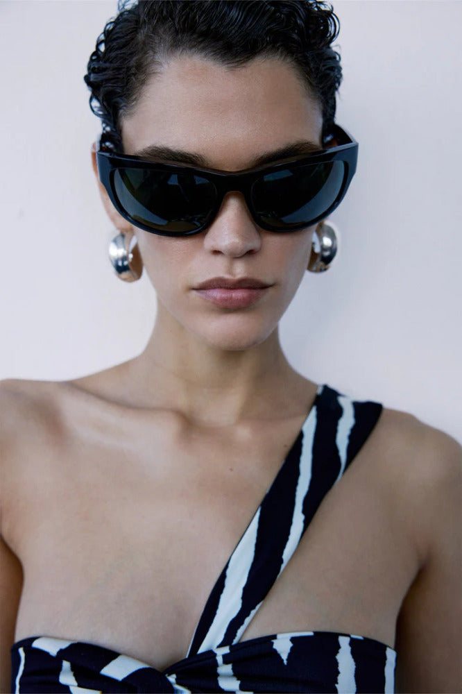 Keira in Chinese Amazon