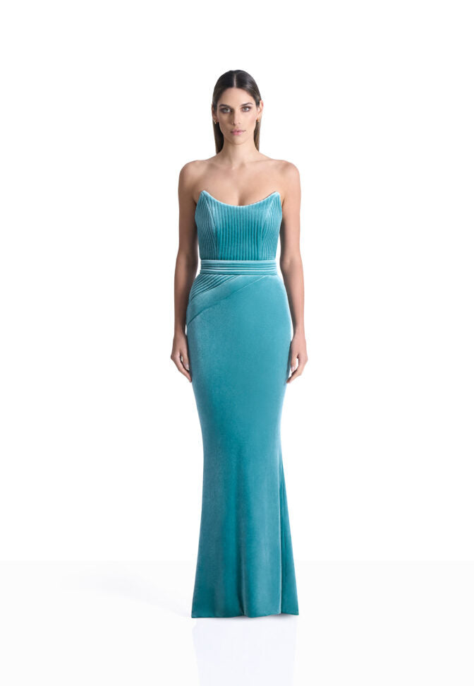 Reine de Reinettes Velvet Gown